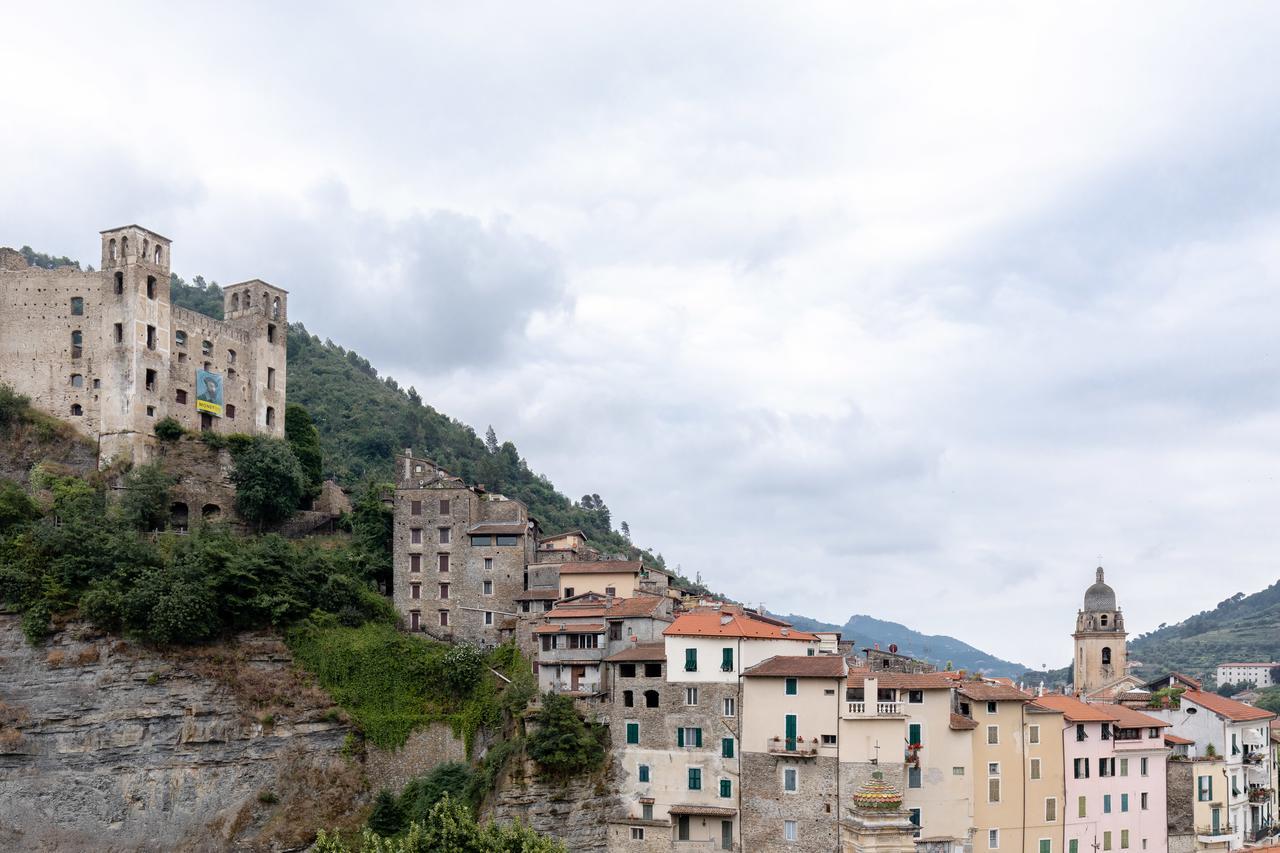 Vila Dussaiga - La Casa Di Rina Dolceacqua Exteriér fotografie